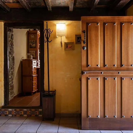 Alpesi faház Casa Rural Madriles *